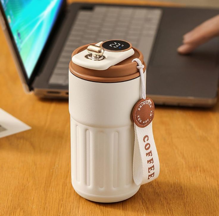 Coffee Mug Cup Digital Display, Thermos Flasks, 460 ml, 316 Stainless Steel Travel Mug, Insulated Vacuum Thermal Mug, Leak-Proof Travel Mug with Lid for Coffee (White Brown