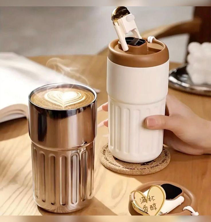 Coffee Mug Cup Digital Display, Thermos Flasks, 460 ml, 316 Stainless Steel Travel Mug, Insulated Vacuum Thermal Mug, Leak-Proof Travel Mug with Lid for Coffee (White Brown